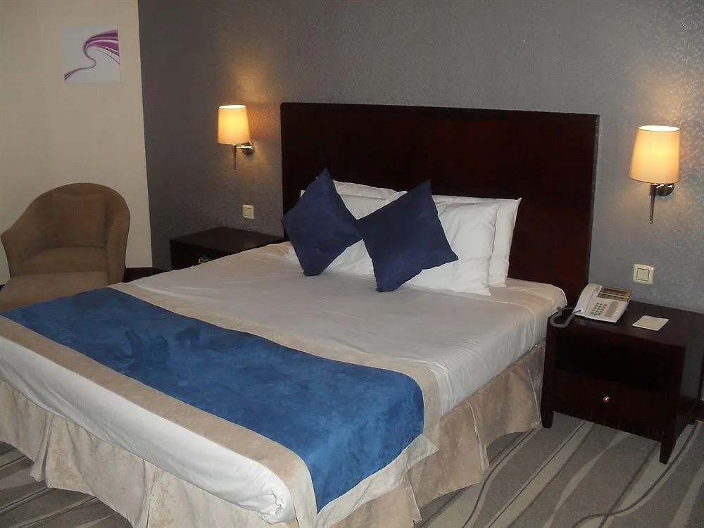 Mena Andalusia Riyadh 3*,
